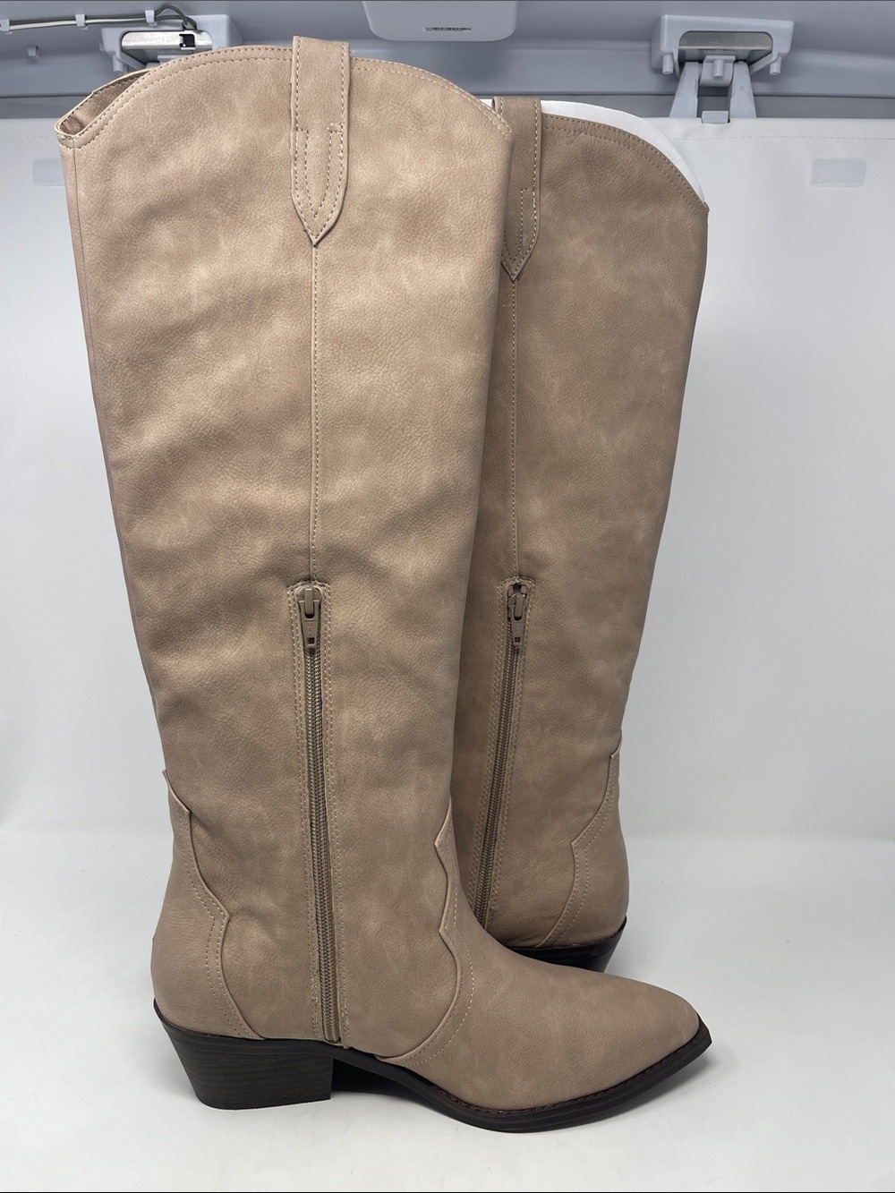 DV Dolce Vita Women's Kit Cowboy Western Knee-High Boots Taupe - NWT - Picture 8 of 15